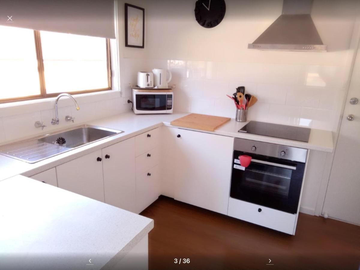 The Husky House Or Little Husky Studio Suite Huskisson Exterior foto